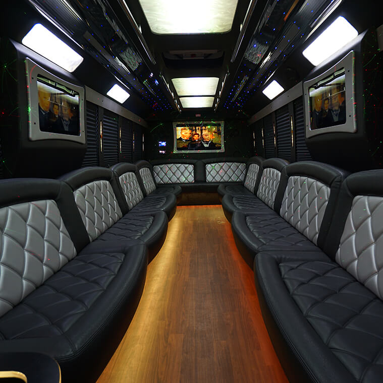Knoxville limo rental with Wi-Fi
